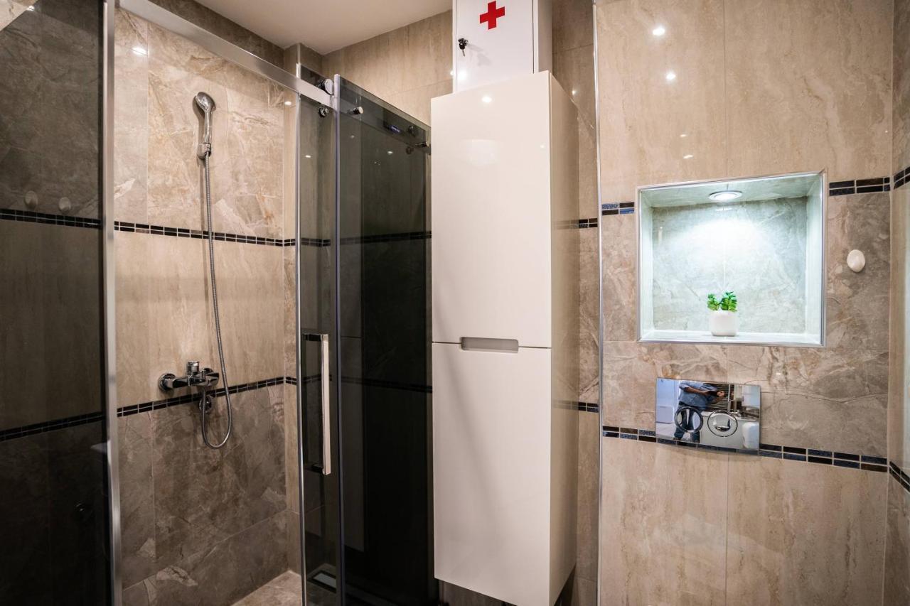 Turist Apartment Nis Ngoại thất bức ảnh